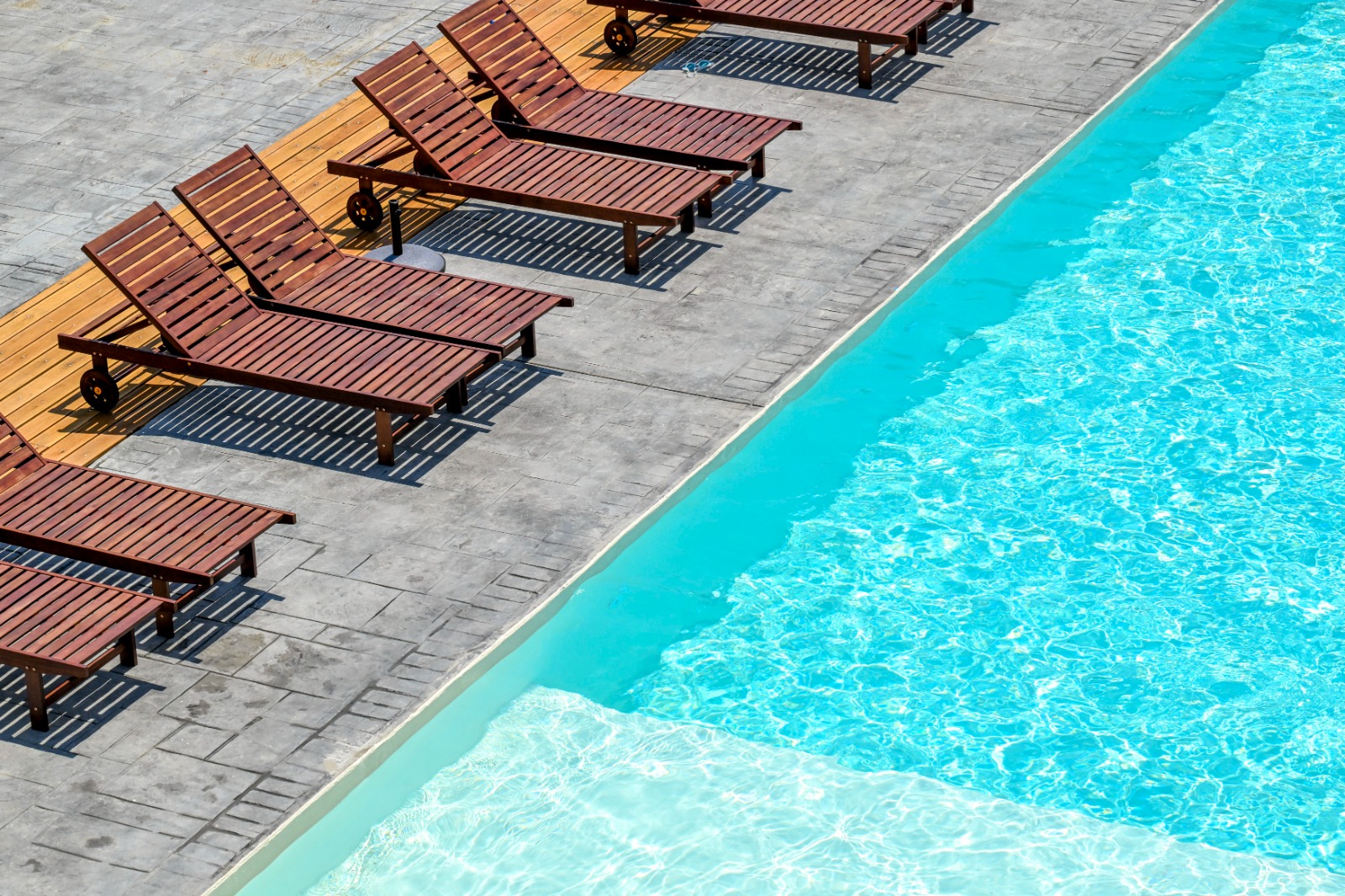 Poolside loungers