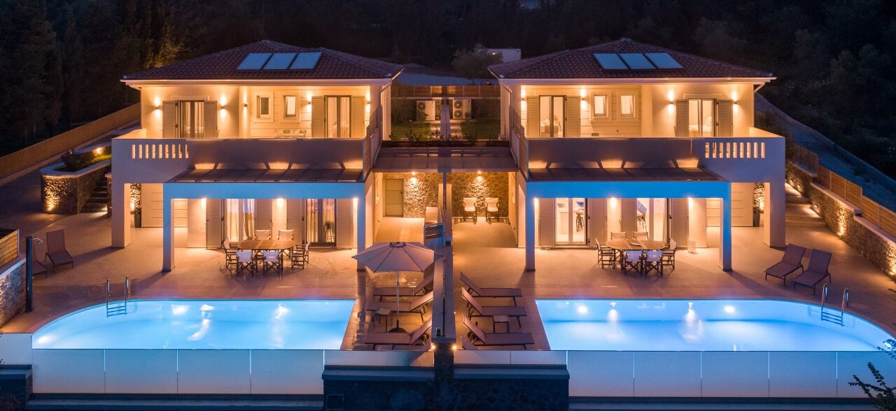 Kopelula villas at night